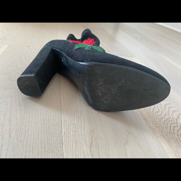 Steve Madden Swede boots - Picture 5 of 5